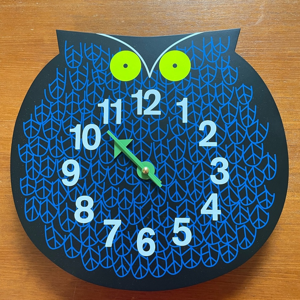 Vitra/George Nelson Owl Shaped Wall Clock